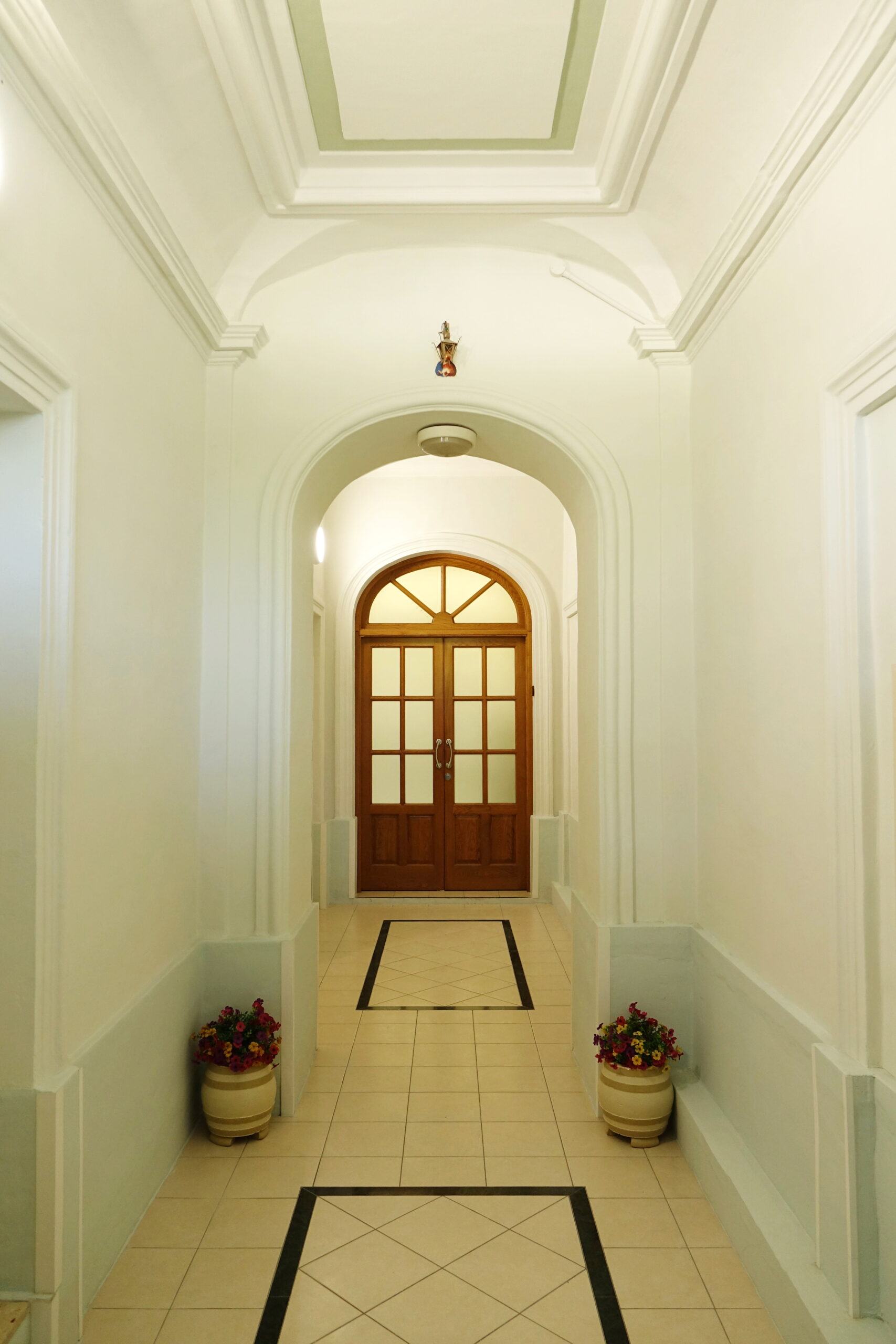 Britannia Suites Main Entrance